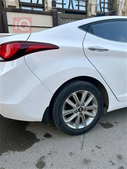 هیوندای ئەلەنترا
